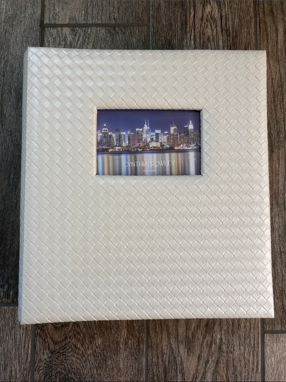 Cynthia Rowley New York 500 Sleeve Photo Album White Pearl Woven Pattern